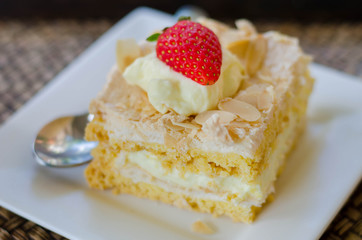 strawberry cake