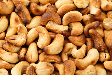 Baked cashew nuts
