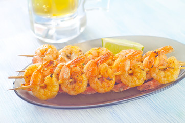 shrimps and beer