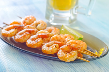 shrimps and beer