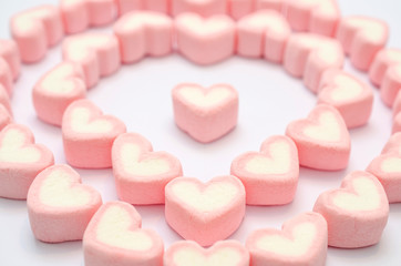 Obraz na płótnie Canvas Pink heart marshmallow