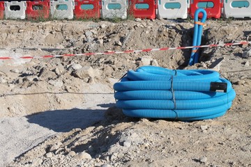 Couronne de gaine ' adduction d'eau potable ' sur un chantier
