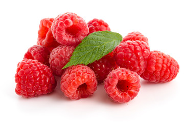 Himbeeren mit Himbeerblatt