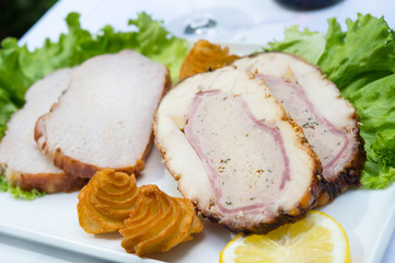 Arrosto di Vitello a Fette e Purea di Patate