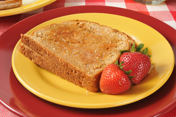 Toast and strawberries