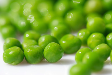MACRO DE PISUM SATUVUM O GUISANTES. SALUDABLE, COMIDA SANA