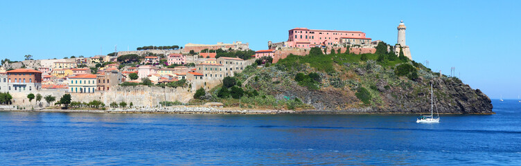Fototapeta na wymiar Portoferraio na wyspie Elba, Włochy, Europa.