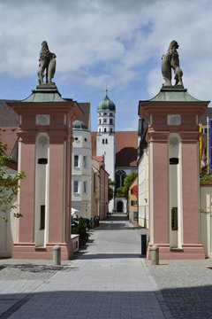 Blick vom Schloss zur Pfarrkirche St.Peter, Dillingen