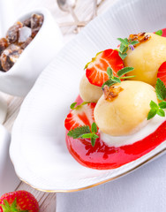  dumplings with strawberries