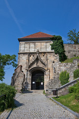 Fototapeta na wymiar Zygmunt Gate (XV w.). Zamek w Bratysławie