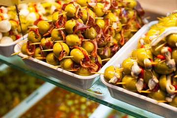 Naklejka premium Typical spanish food market.