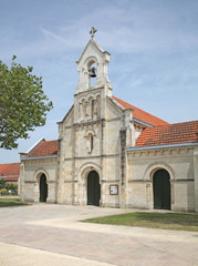 Fototapeta na wymiar église de Chatelaillon