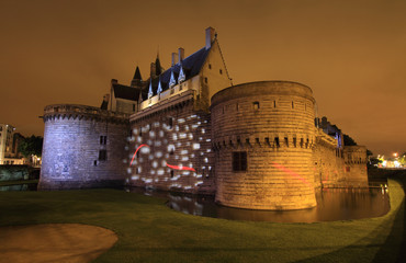 Château des ducs de Bretagne de nuit - Nantes
