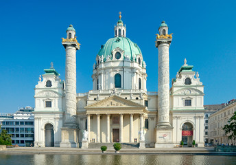 Fototapeta na wymiar St. Charles's Church, Vienna, Austria