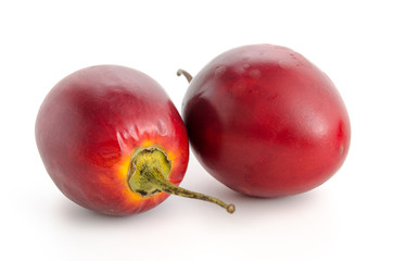 Zwei Tamarillos