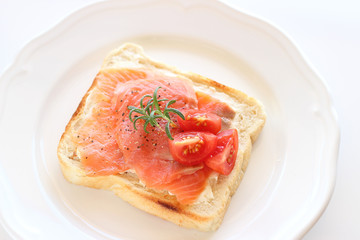 Smoked salmon open sandwich