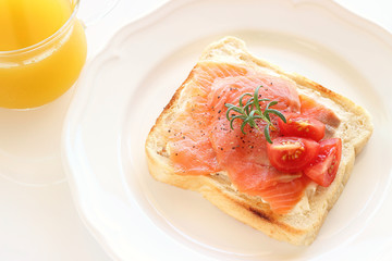 Smoked salmon open sandwich