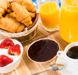 continental breakfast