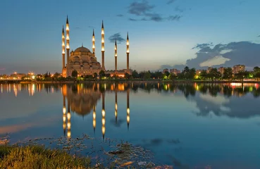 Papier Peint photo Lavable la Turquie adana mosque reflection