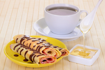 pancakes with chocolate