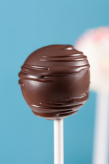 Chocolate topping cake pop