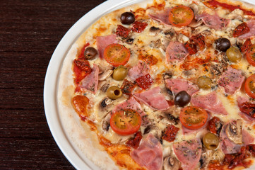 pizza with ham and mushrooms