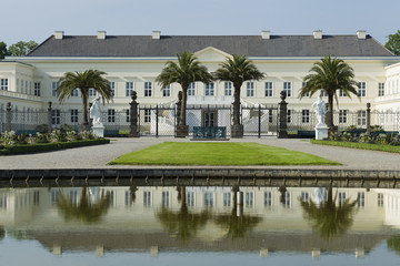 Fototapeta premium neues Schloss Herrenhäuser Gärten