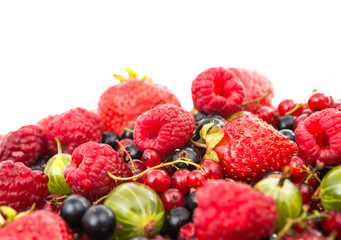 mix ripe berries