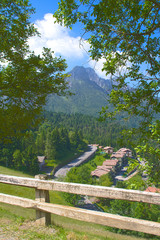 Fototapeta na wymiar Spojrzenie dolinie Brembana - Alpy, Włochy
