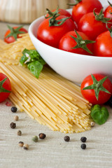 italian spaghetti with tomatoes