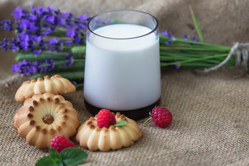 Cookie with milk