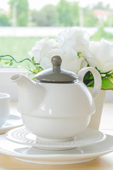 Tea pot