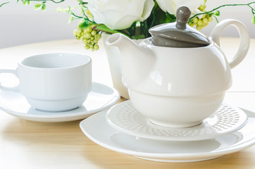 Tea pot
