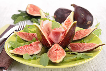 appetizer, fig salad with proscuitto ham