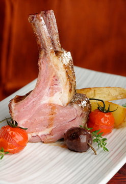 Lamb Rack/chops - grilled,with potatoes and olives