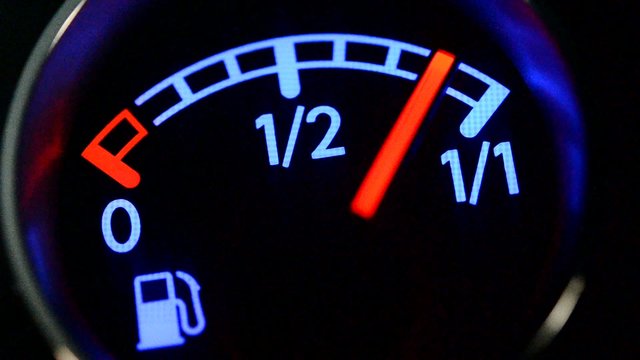 Fuel gauge tank fuel level
