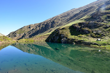 Obraz premium Randonnée aux Etangs du Picot en Ariège