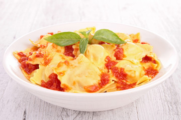 ravioli and tomato sauce