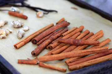 Cinnamon sticks