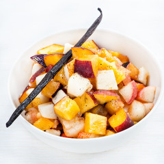 Fresh fruits salad with vanilla