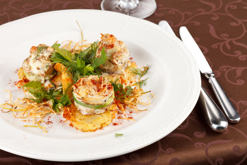 fish roll with sauce