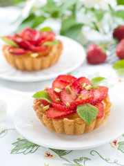 strawberry tart