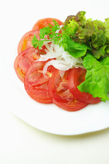 ジューシーなトマトサラダ