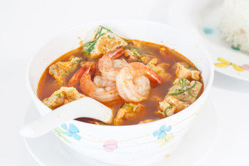 Shrimp and Fried Egg Sour Soup