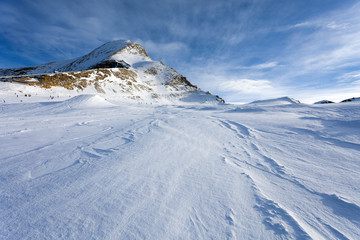Fototapeta na wymiar Ski slopes in Kaprun resort