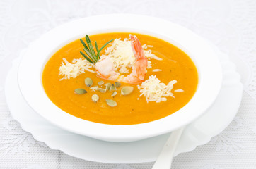 pumpkin soup with shrimp, Parmesan and rosemary