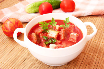 healthy yummy tomato soup