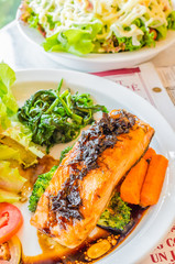 Steak salmon