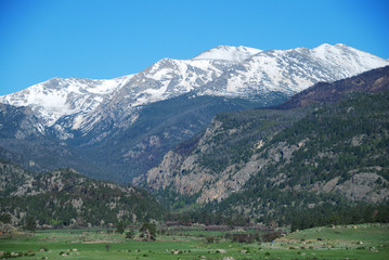 Fototapeta na wymiar Stones Peak, Rocky Mountain National Park, CO, USA