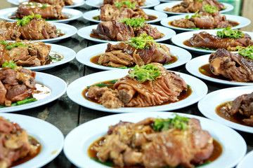 Stewed pork leg